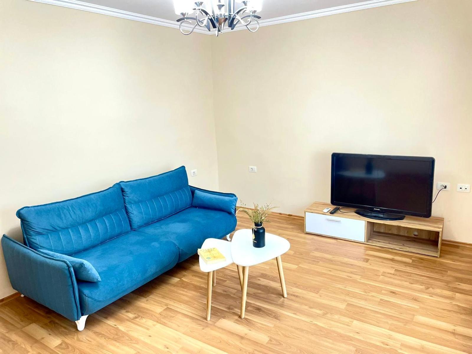 Skanderbeg Square Apartment 02 Tirana Bagian luar foto